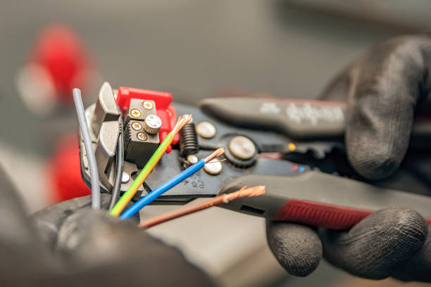Professional Electrician in Central City, NE